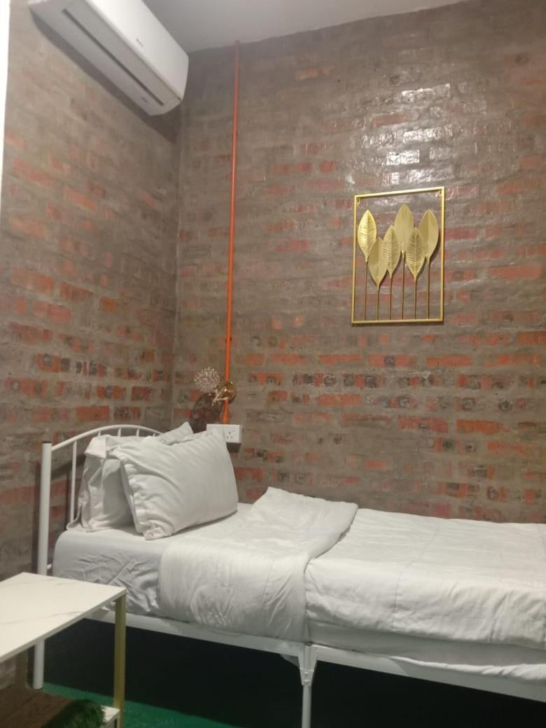 Dane & Shue Hotel Kok Lanas Kampong Kok Lanas ภายนอก รูปภาพ