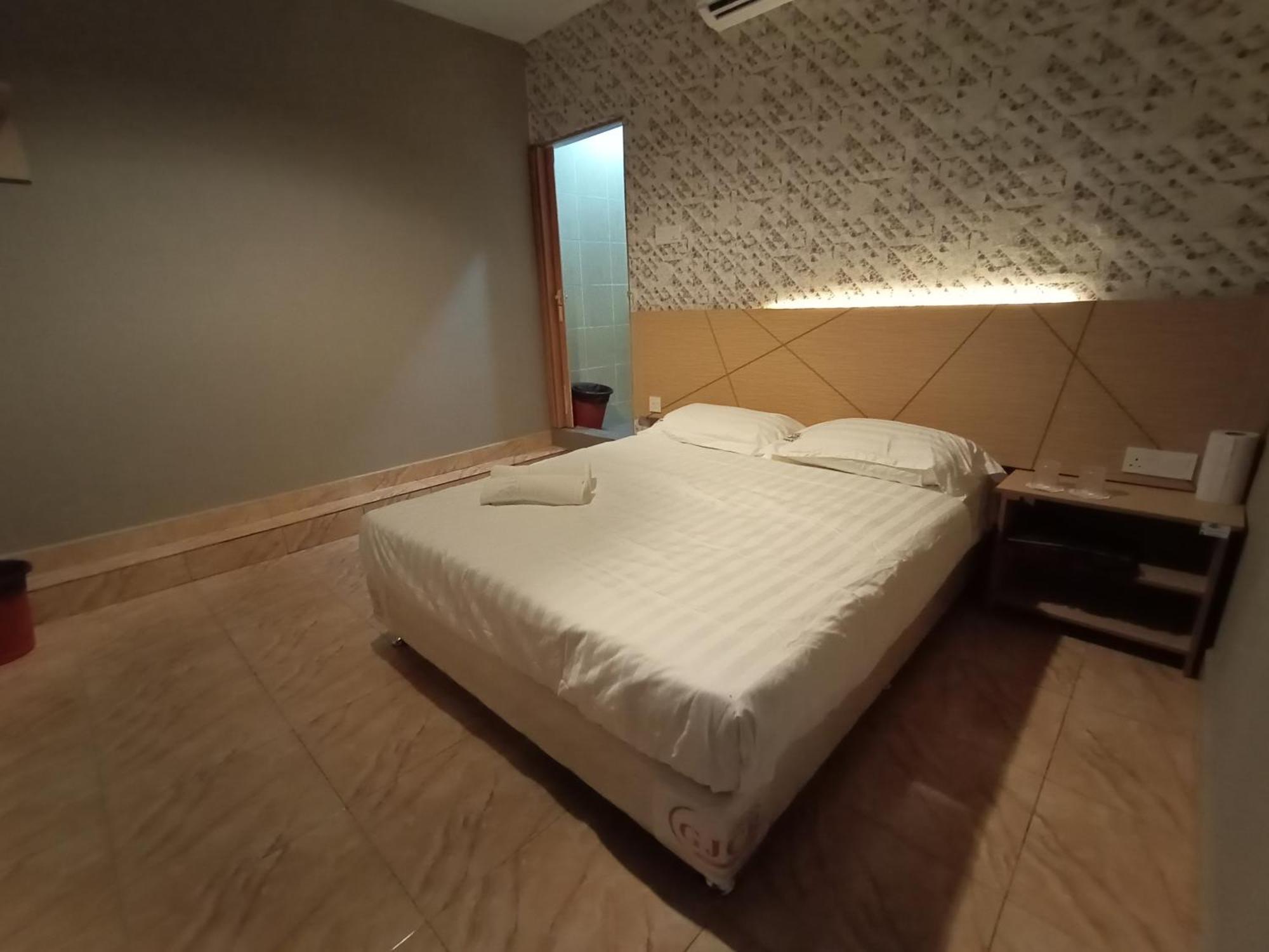 Dane & Shue Hotel Kok Lanas Kampong Kok Lanas ภายนอก รูปภาพ